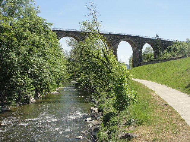 Bridge over troubled water