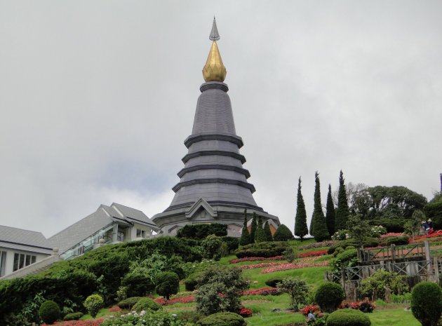 Holy Relics Pagoda 