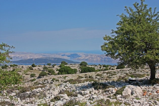 Overzicht vanaf het eiland Rab