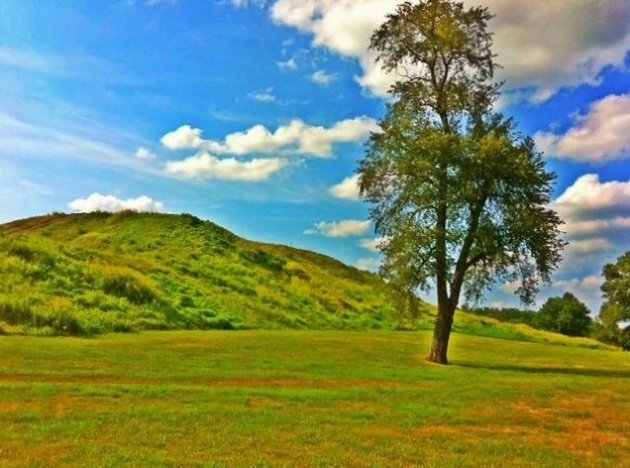 Cahokia Mounds