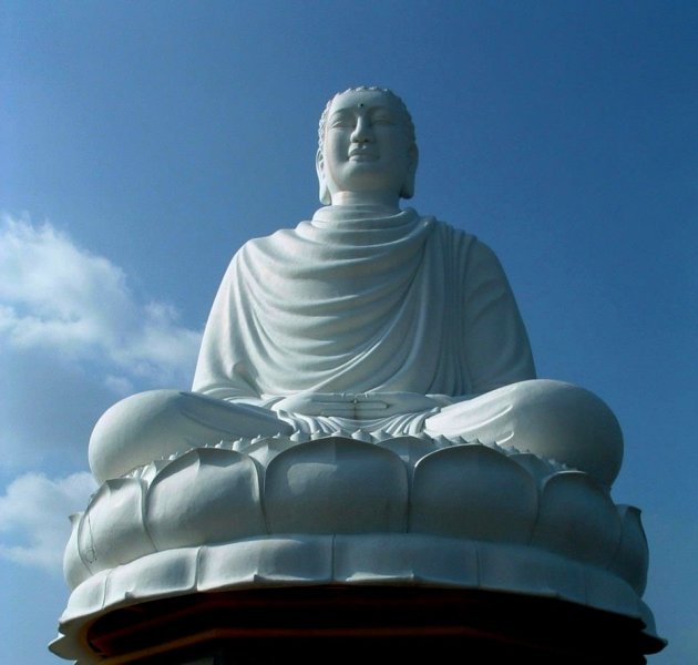 Witte Boeddha in Nha Trang