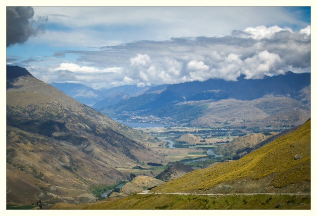 Crown Range Road