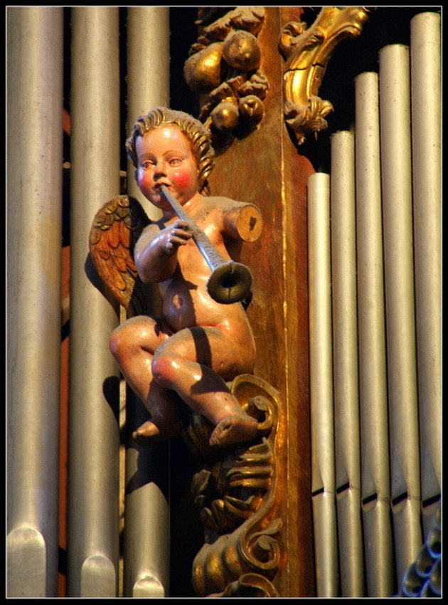 engel- detail van het orgel