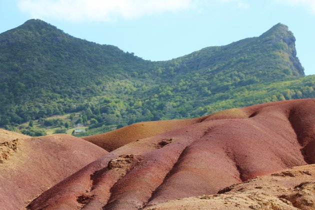 7 coloured earth Chamarel