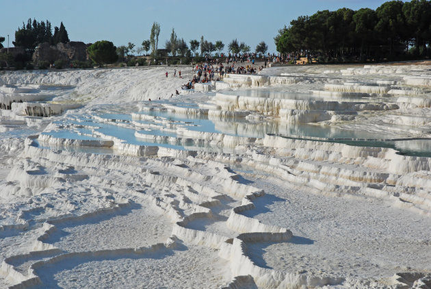 Pamukkale - Zicht op witte kalkterrassen 