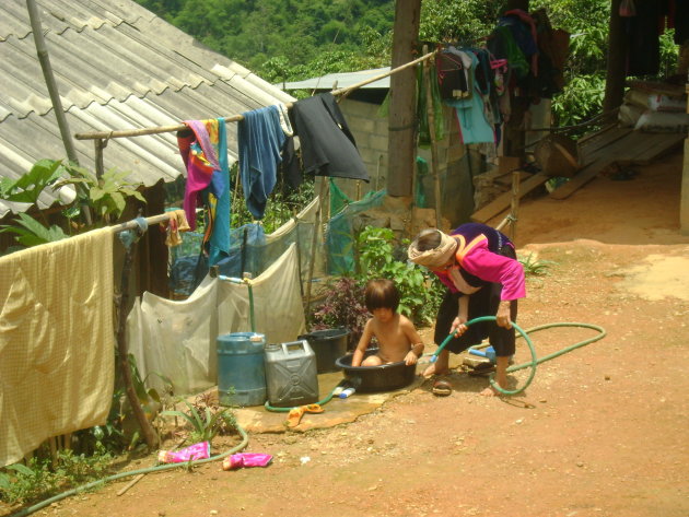 Het dagelijks leven in de bergen van Thailand