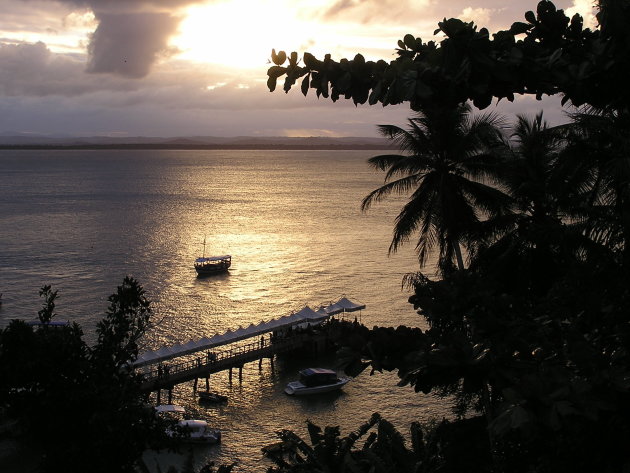 zonsondergang op eiland Tinhare