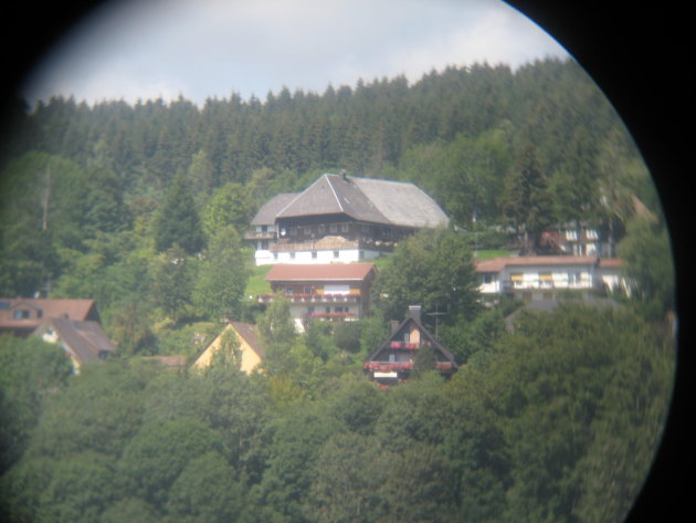 Foto gemaakt met fototoestel en verrekijker