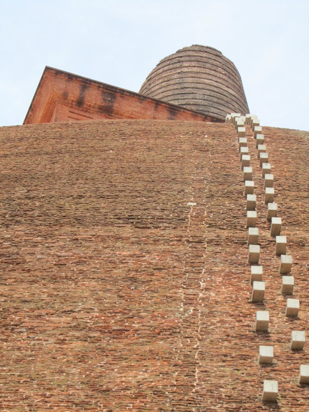 Abhayagiri stupa