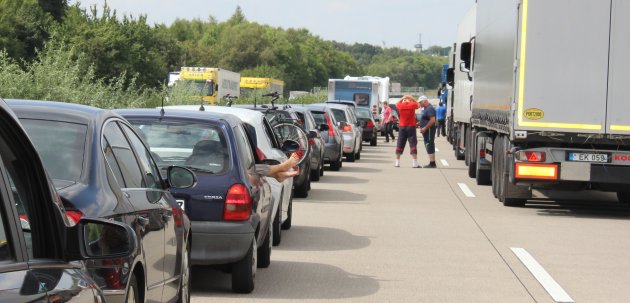 Voetjes in de file