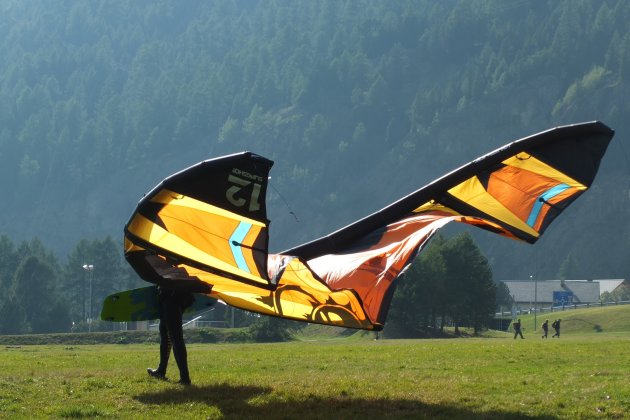 Kitesurfer bij St. Moritz
