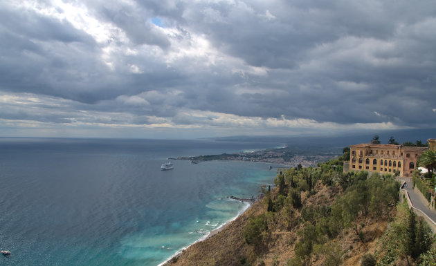 Kustlijn Taormina (Sicilië) 