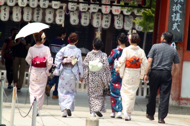 Vriendinnen in traditionele kimono