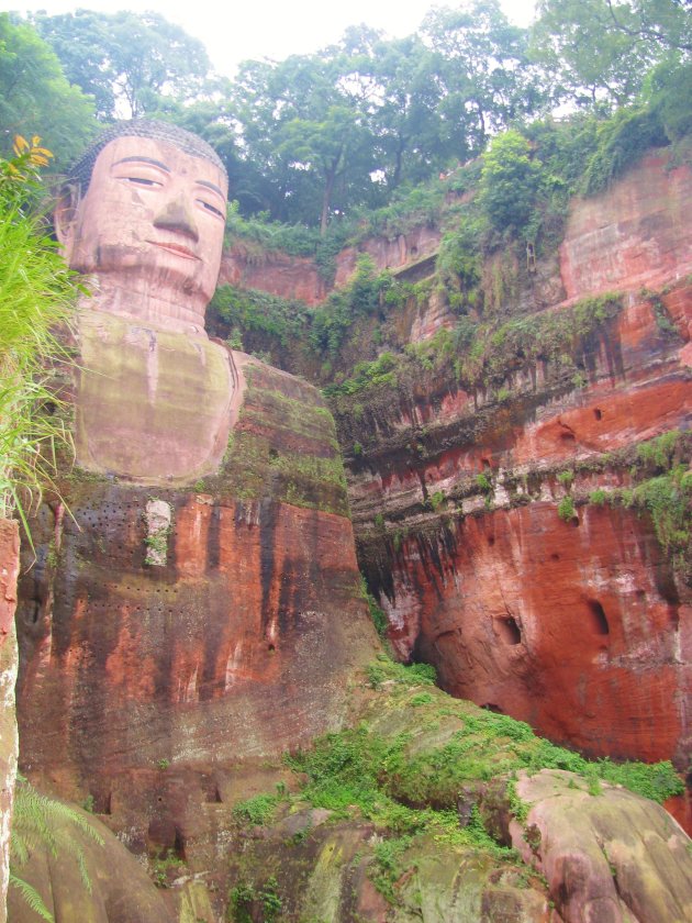 Leshan Boedha