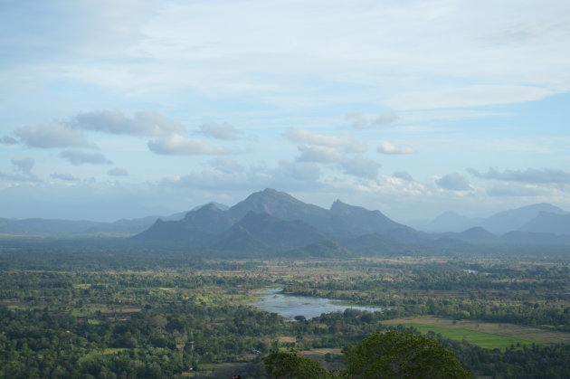 Fairytale-view vanaf Sigiriya Rock