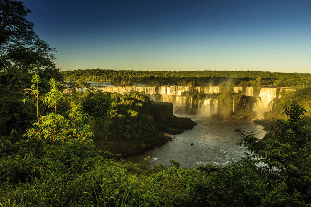 Zonsopkomst Iguazu Watervallen