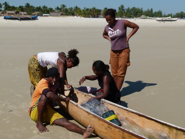 Fisherman and buyers