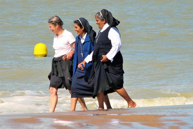 Drie zusters en de zee