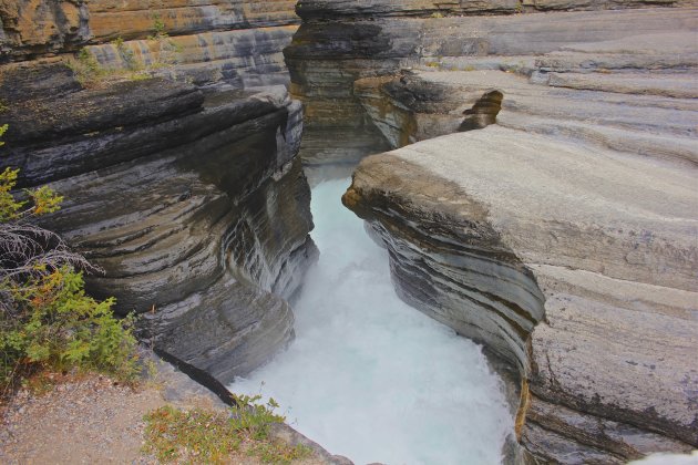 Watergeweld Mistaya Canyon