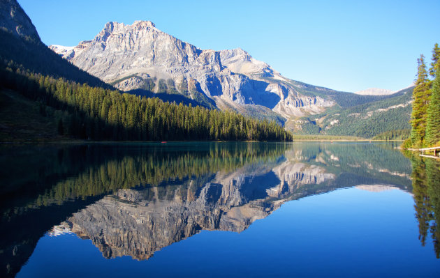 Emerald Lake Spiegeling