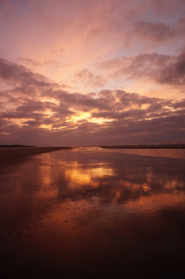 Zonsondergang strand Vlieland