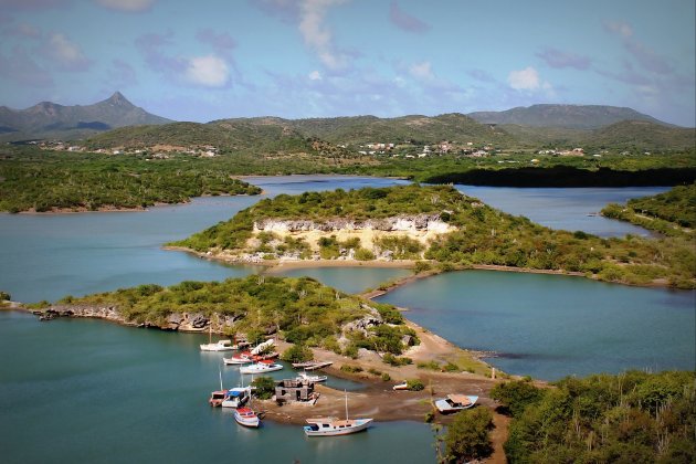 Zicht op Santa Martha Baai