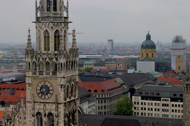 Hoe mooi dichtbij kan zijn. München en haar historie. 