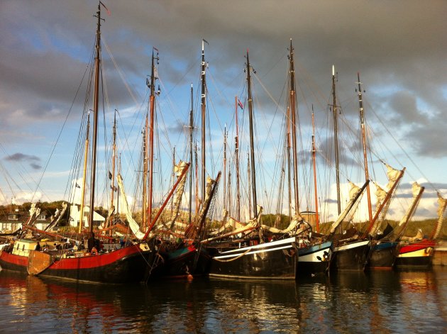 Als een schilderij, de haven van Vlieland