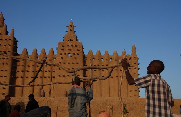 Opbouw van de markt in Djenné