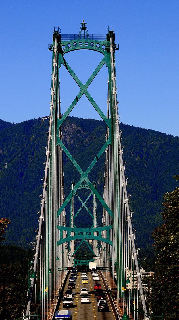 Lions Gate bridge !