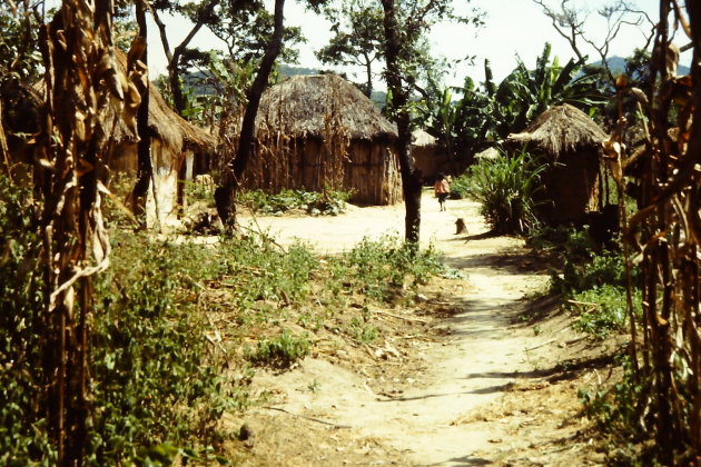 Rebellendorp bij Huambo