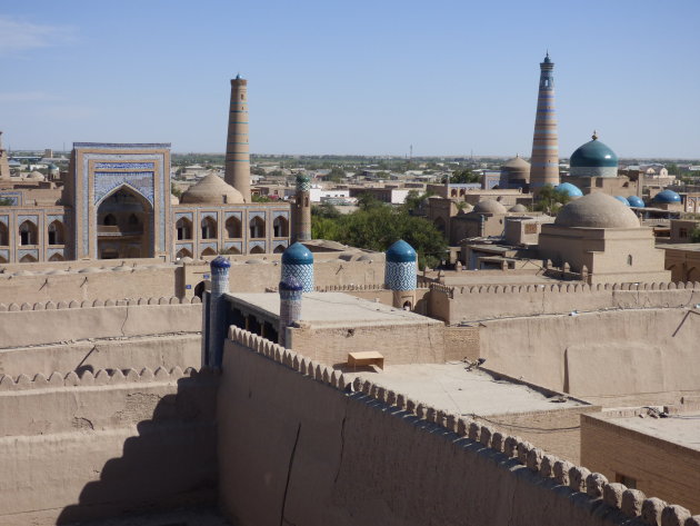 Khiva vanaf het bastion van de Kunya Ark