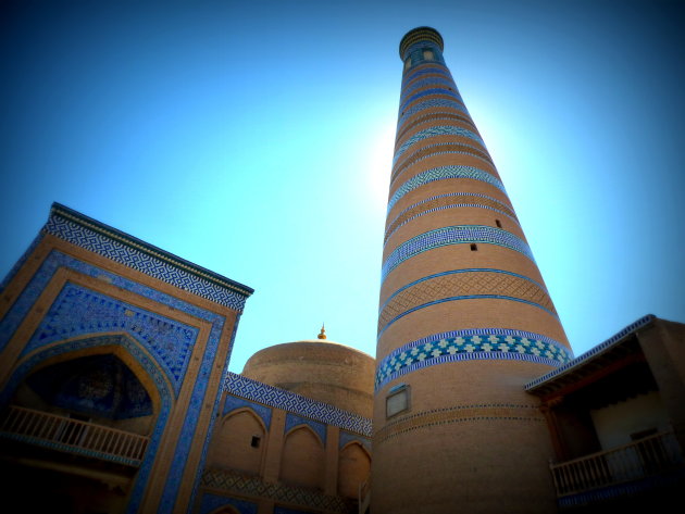 Islam Khoja Minaret en Madrasse