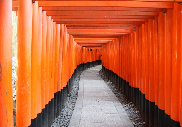 Fushimi Inari, een tocht door eindeloze rode pilaren