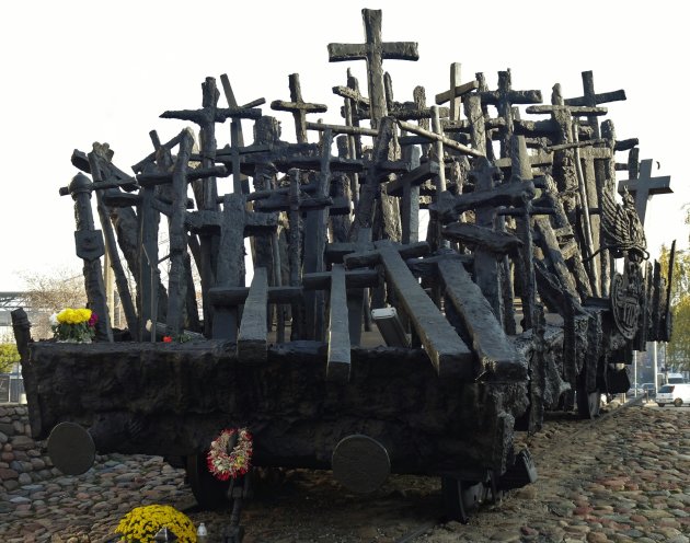 Monument voor de vermoorden in het Oosten