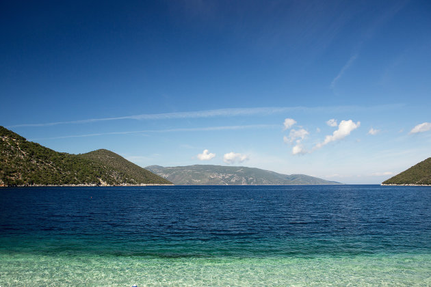 Blauw bij Antisamos Beach