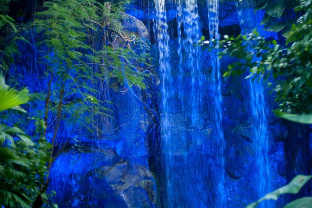 Blauwe waterval