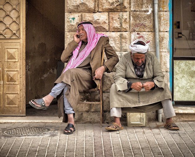 Straatbeeld in Madaba