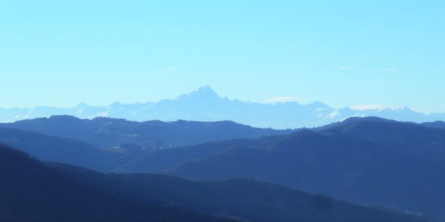 De Langhe, met de Monviso op de achtergrond