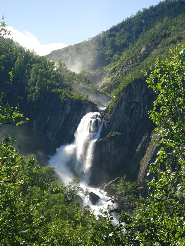 Hivjufossen