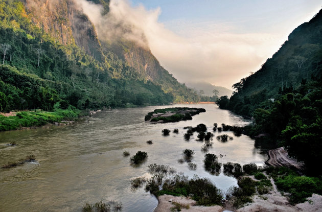 Nong Khiaw