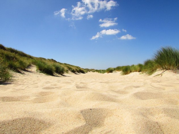 witte stranden en warm weer, gewoon hier, in nederland