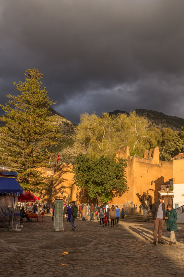 Daar komt weer een bui, Chefchaouen