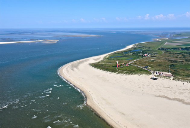 Zicht op de vuurtoren van Texel