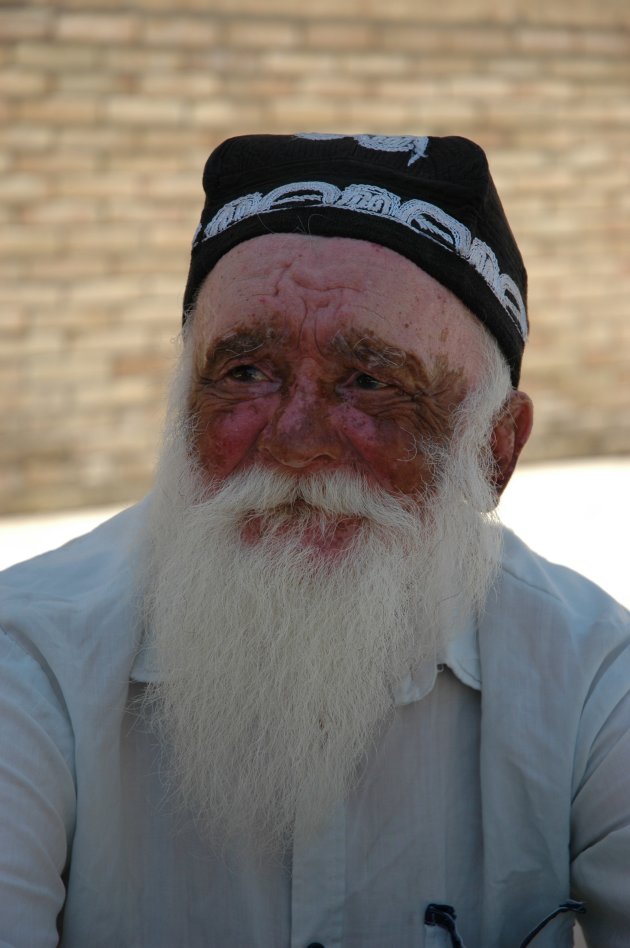 Oude man in Buchara
