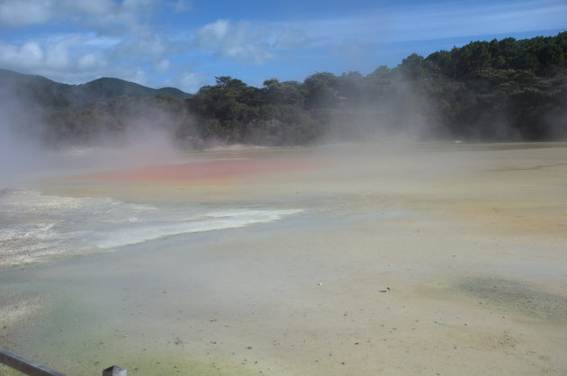 Champagne Pool