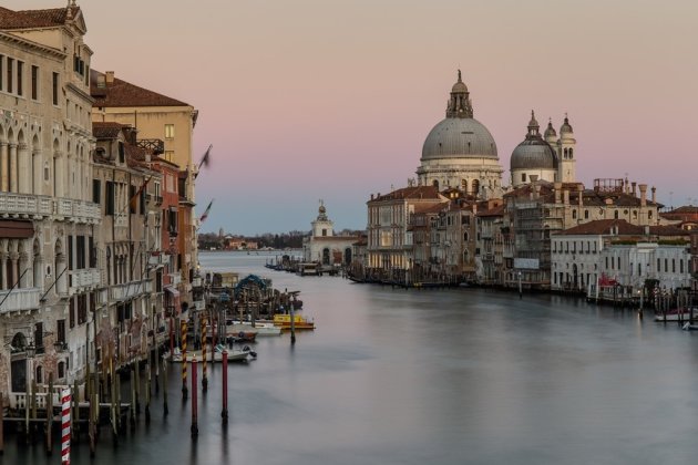 Zonsondergang vanaf de Ponte dell'Accademia