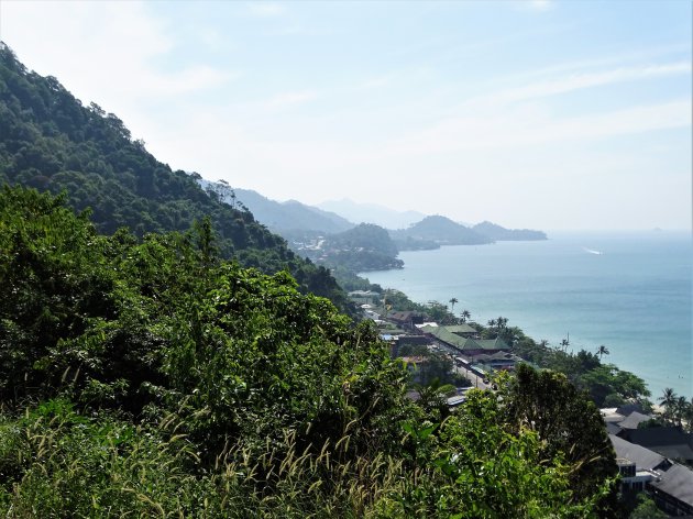 Kustlijn van Koh Chang.