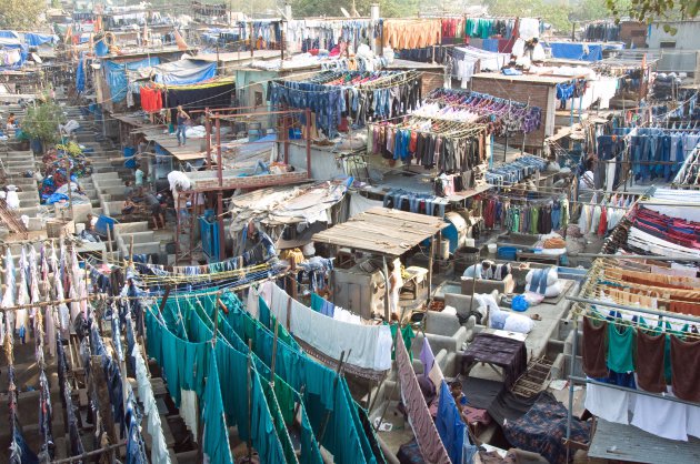 Dhobi gatts en slum tour in Mumbai