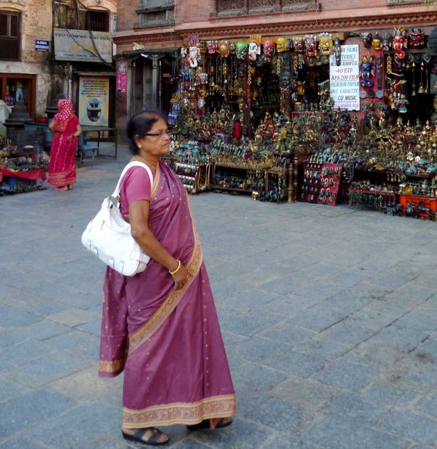 Op het plein bij Swayambunath tempel